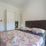 Apartment Picok Pula